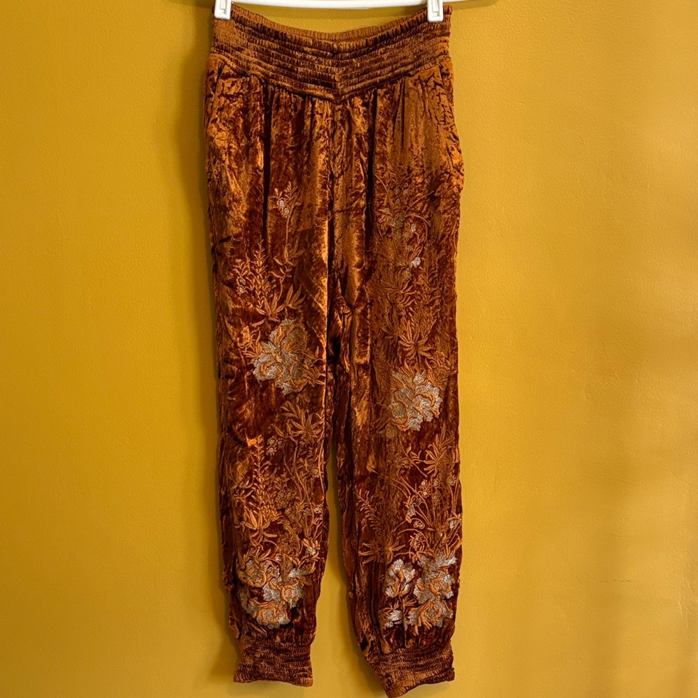 Anthropologie Rust Floral-Embroidered Velvet Joggers